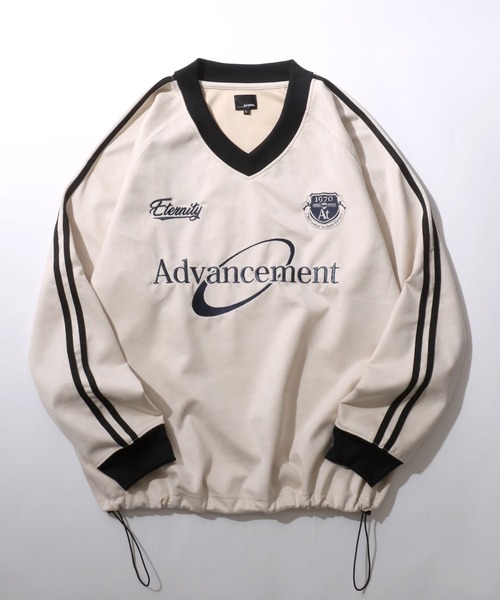 SITRY（シトリー）の「Fake Suede Game Sweat shirt/オーバーサイズ ブロークコア ゲームシャツ ユニフォーム フェイクスエード トレーナー スウェット（スウェット・メンズ・チャコール/グレイッシュブルー/アイボリー/グレー系その他/ネイビー/ホワイト系その他・L/M）」の2枚目の写真