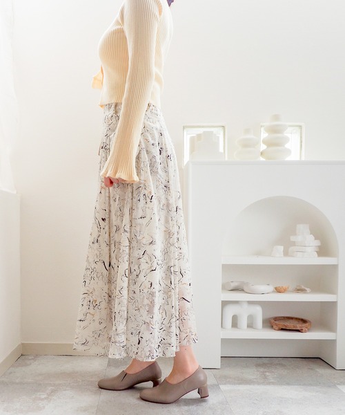 cava cava（サヴァサヴァ）の「晴雨兼用│ソフトレザーシューティ　7305429（パンプス・レディース・ブラック/グレイッシュベージュ/ダークブラウン・22.5cm/23cm/23.5cm/24cm/24.5cm）」の13枚目の写真