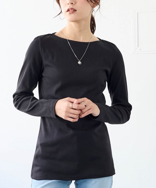 SMILE LAND(スマイルランド)の「<大きいサイズ>UVカット綿100%フライス素材ボートネックTシャツ(Tシャツ/カットソー・レディース・グレイッシュベージュ/ブラック/オフホワイト/ライム/チャコールグレー/ブラウン/ネイビー・4L/3L/LL/L/5L)」の3枚目の写真