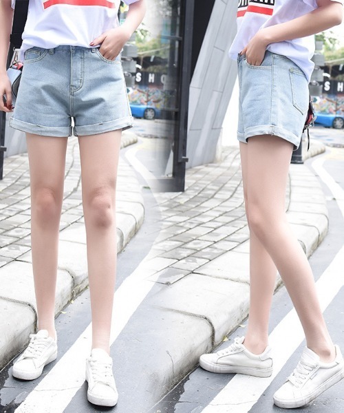 paravion(パラビオン)の「デニムショートパンツ(デニムパンツ・レディース・ライトブルー/ブルー・S/M)」の10枚目の写真