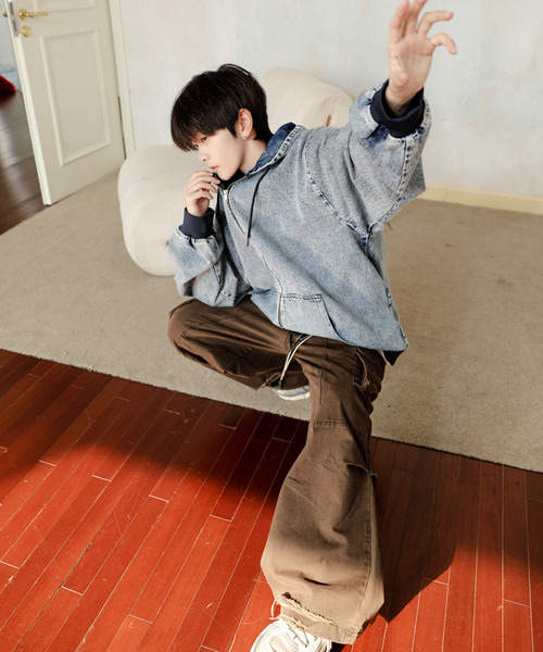 neos（ネオス）の「【neos】ルーズシルエット ヴィンテージライク ケミカルウォッシュ デニム ジップ パーカー（パーカー・メンズ・ブラック系/ブルー系/ブラック/ブルー・MEDIUM/LARGE/X-LARGE）」の15枚目の写真