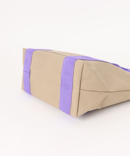 SABLE CLUTCH(セーブルクラッチ)の「LEATHER TAG CANVAS TOTE (M) - 富士金梅(帆布/キャンバストートバッグ)(トートバッグ・レディース・パープル/ゴールド/ダークブラウン・ONE SIZE)」の5枚目の写真