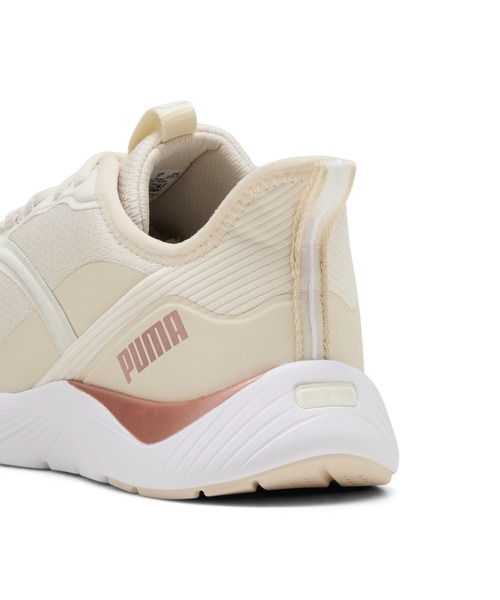 PUMA（プーマ）の「PUMA プーマ ウィメンズ ソフトライド レミ 2 ランニングシューズ（スニーカー・レディース・ブラック×ホワイト/ホワイト系その他・26.0cm/23.0cm/23.5cm/22.0cm/22.5cm/25.0cm/25.5cm/24.0cm/24.5cm）」の5枚目の写真