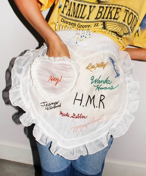 HEY!MrsROSE（ヘイミセスローズ）の「HEY! Mrs ROSE(ヘイ！ミセスローズ)Apron  BAG（ショルダーバッグ・レディース・ホワイト/レッド・FREE）」の3枚目の写真