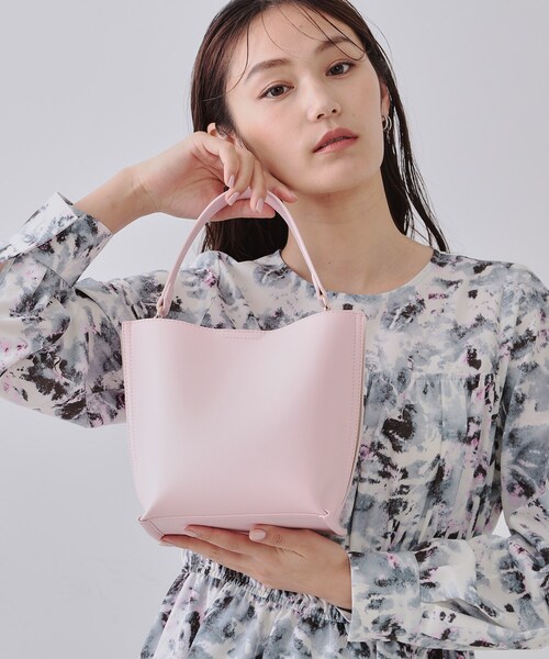 OPAQUE.CLIP（オペークドットクリップ）の「【2WAY】バイカラーワンハンドルミニショルダーバッグ（ショルダーバッグ・レディース・ピンク系9/ライトグレー系4/ブラック系4・00）」の3枚目の写真