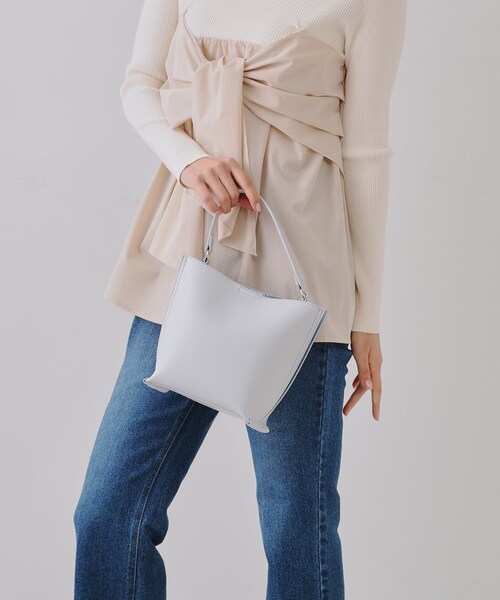 OPAQUE.CLIP（オペークドットクリップ）の「【2WAY】バイカラーワンハンドルミニショルダーバッグ（ショルダーバッグ・レディース・ピンク系9/ライトグレー系4/ブラック系4・00）」の4枚目の写真