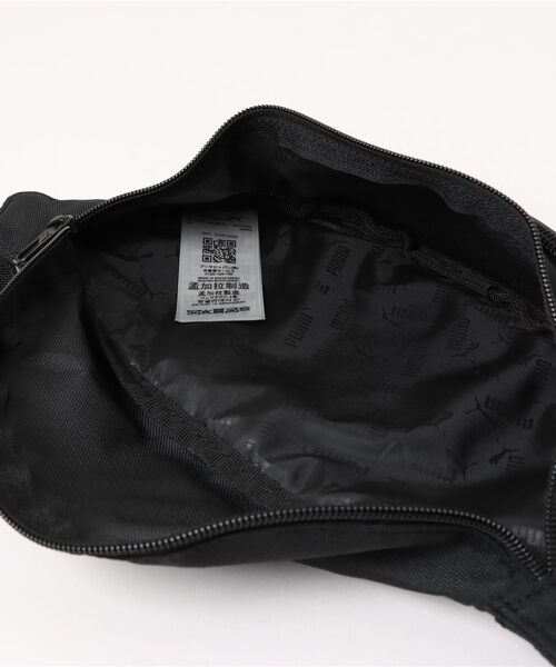 PUMA(プーマ)の「PUMA プーマ ユニセックス プーマ アカデミー ウエスト バッグ 2L(ボディバッグ/ウエストポーチ・メンズ・ブラック・フリー)」の3枚目の写真