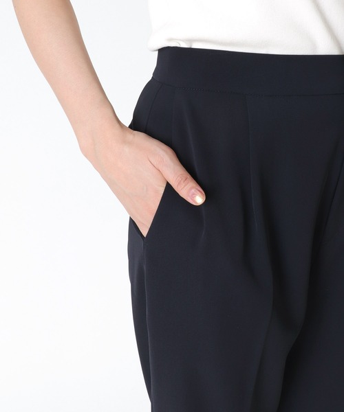 Jines(ジネス)の「エトリオンツイル細テーパードパンツ【セットアップ可】(その他パンツ・レディース・グレー/ネイビー/ベージュ・38)」の12枚目の写真