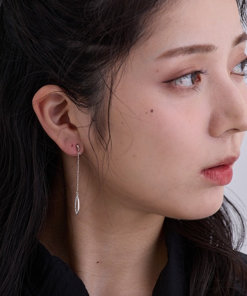CALIN STANDARD(カリンスタンダード)の「◆金属アレルギー対応◆◆made in japan◆【痛くない】【落ちにくい】【ストレスフリーな着け心地】マーキスビジュー ループフィットイヤリング(イヤリング・レディース・ゴールド/シルバー・FREE)」の5枚目の写真