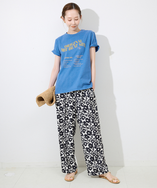 SLOBE IENA(スローブイエナ)の「ROAD TRIP ロゴプリントTEE(Tシャツ/カットソー・レディース・ブルー/アイボリー/ブラウン・FREE)」の10枚目の写真