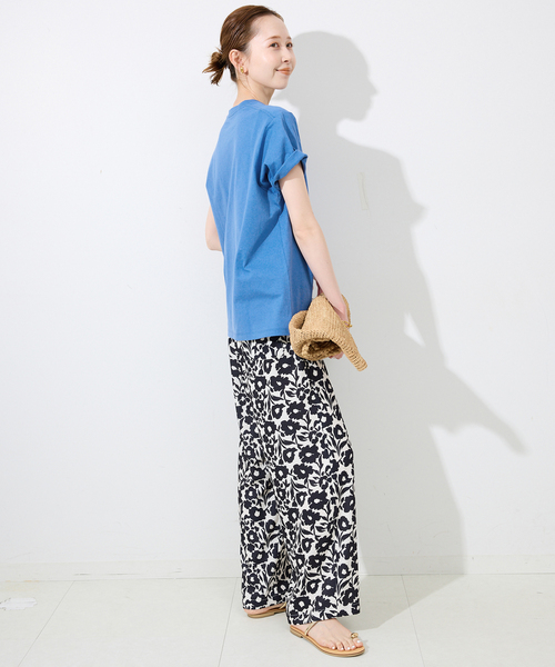 SLOBE IENA(スローブイエナ)の「ROAD TRIP ロゴプリントTEE(Tシャツ/カットソー・レディース・ブルー/アイボリー/ブラウン・FREE)」の9枚目の写真