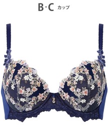 Wing Lesiage（ウイングレシアージュ）の「「2120シリーズ」　ブラジャー（ブラジャー）」