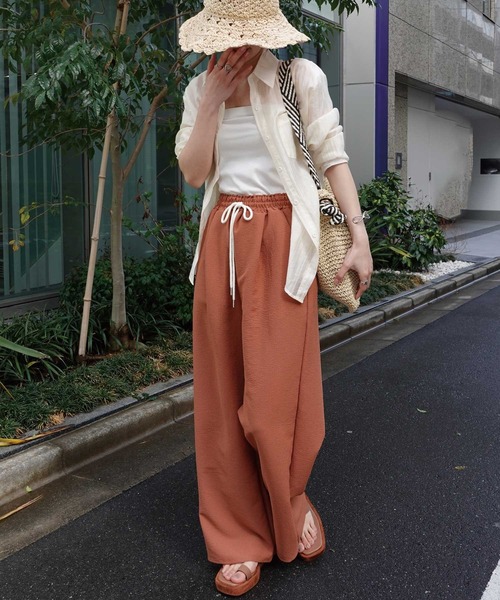 CORNERS(コーナーズ)の「イージーパンツ(スラックス・レディース・ブラック/グレイッシュベージュ/マスタード/テラコッタ・M)」の3枚目の写真