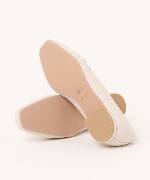MELMO(メルモ)の「ビットローファー(ローファー・レディース・ブラック/アイボリー/ベージュ・23.0cm/23.5cm/24.0cm/24.5cm/22.5cm)」の5枚目の写真