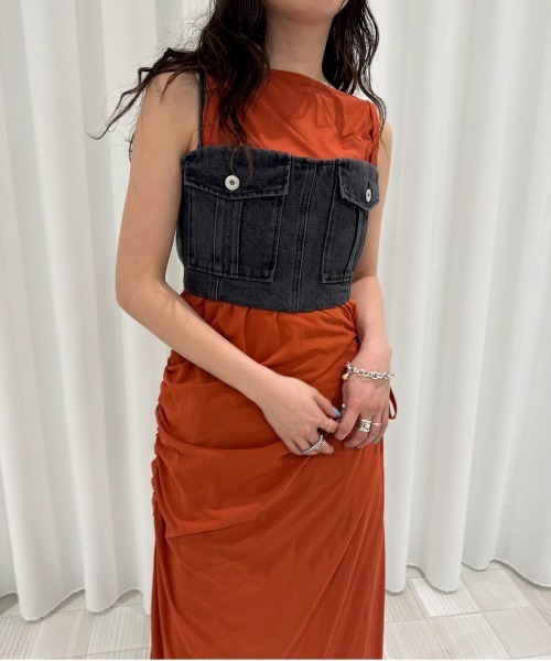 Ameri（アメリ）の「ASYMMETRY LAYERED LONG TOP（Tシャツ