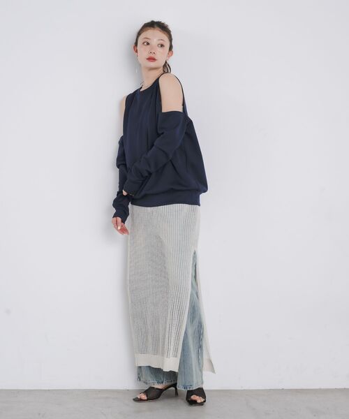 kivi（キヴィ）の「open shoulder tops（Tシャツ/カットソー・レディース・ダークブルー/オフホワイト/ピンク・FREE）」の4枚目の写真