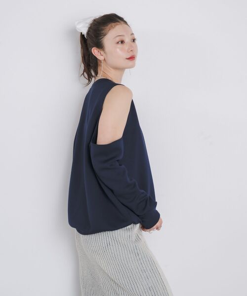 kivi（キヴィ）の「open shoulder tops（Tシャツ/カットソー・レディース・ダークブルー/オフホワイト/ピンク・FREE）」の7枚目の写真