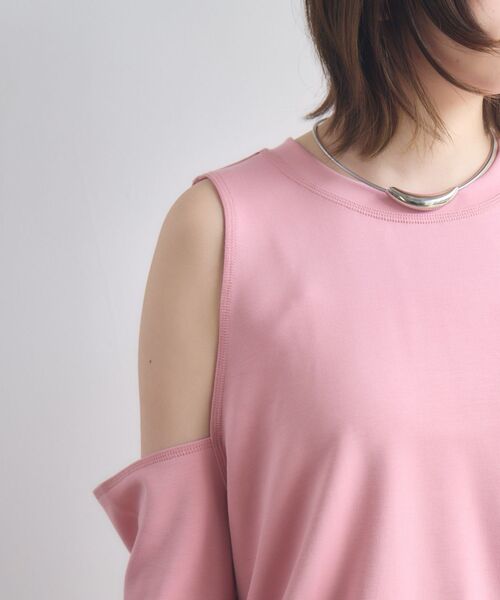 kivi（キヴィ）の「open shoulder tops（Tシャツ/カットソー・レディース・ダークブルー/オフホワイト/ピンク・FREE）」の9枚目の写真