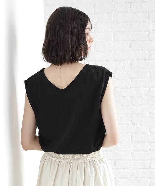 THE SHOP TK (ザ ショップ ティーケー )の「前後2WAYワイドリブタンク【洗濯機OK】(タンクトップ・レディース・ブラック/オフホワイト/スミクロ・12/13)」の8枚目の写真