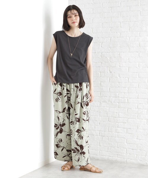 THE SHOP TK (ザ ショップ ティーケー )の「前後2WAYワイドリブタンク【洗濯機OK】(タンクトップ・レディース・ブラック/オフホワイト/スミクロ・12/13)」の16枚目の写真