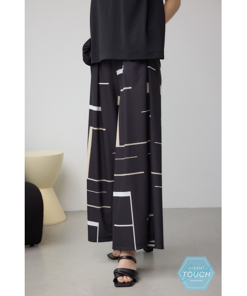 AZUL by moussy(アズールバイマウジー)の「C/Tアイシーフィールタックワイドパンツ(スラックス・レディース・ブラック/ライトベージュ/ブラック系その他・SMALL/MEDIUM)」の1枚目の写真