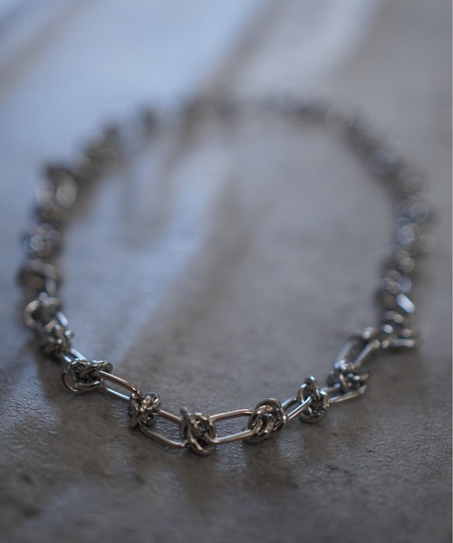 SPINNS（スピンズ）の「ノットチェーンネックレス/シルバーアクセ（ネックレス・メンズ・シルバー・ONESIZE）」の3枚目の写真