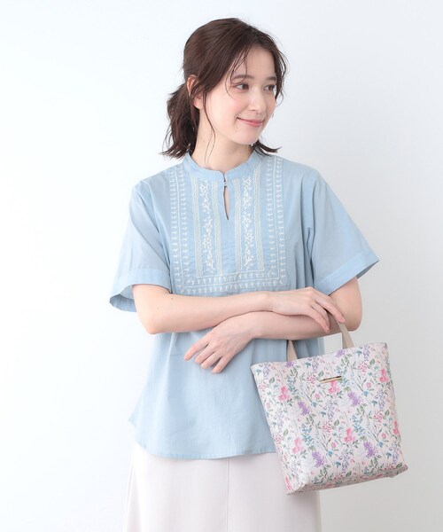 LAURA ASHLEY(ローラアシュレイ)の「エルストンガーデン柄 トートバッグ(トートバッグ・レディース・ピンク系その他/ブルー系その他2/ホワイト系その他・00)」の7枚目の写真