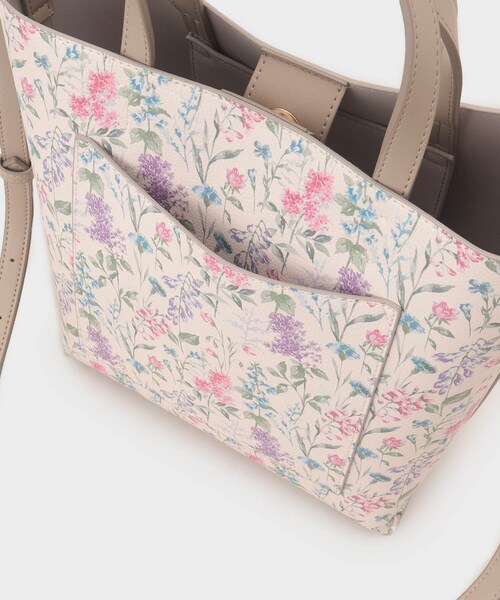 LAURA ASHLEY(ローラアシュレイ)の「エルストンガーデン柄 トートバッグ(トートバッグ・レディース・ピンク系その他/ブルー系その他2/ホワイト系その他・00)」の21枚目の写真