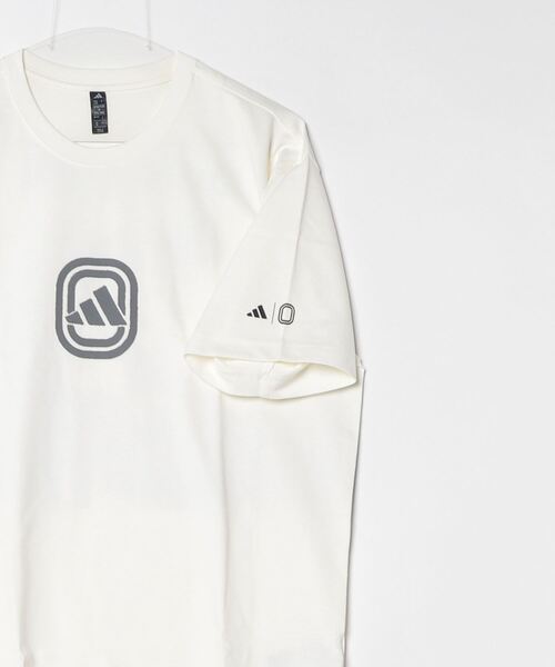 adidas（アディダス）の「【別注】アディダス adidas M バックグラフィック Tシャツ AP 限定コラボ（Tシャツ/カットソー・メンズ・オフホワイト/オリーブ・LL/3L/S/M/L）」の4枚目の写真