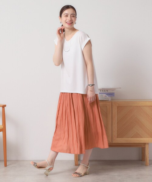 ITS'DEMO（イッツデモ）の「◆【手洗い可／ウエストゴム】サテンプリーツスカート（スカート・レディース・ベージュ/ピンク系/グリーン/アイボリー・00）」の18枚目の写真