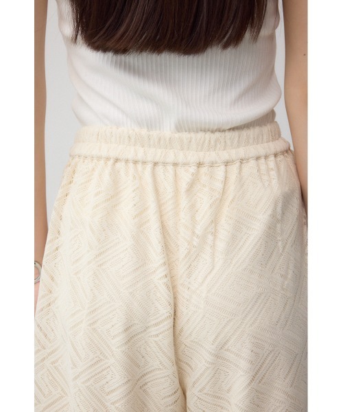 AZUL by moussy（アズールバイマウジー）の「レースワイドパンツ（スラックス・レディース・ブラック/アイボリー・MEDIUM/SMALL）」の10枚目の写真