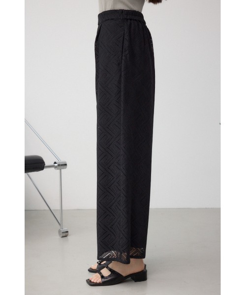 AZUL by moussy（アズールバイマウジー）の「レースワイドパンツ（スラックス・レディース・ブラック/アイボリー・MEDIUM/SMALL）」の17枚目の写真