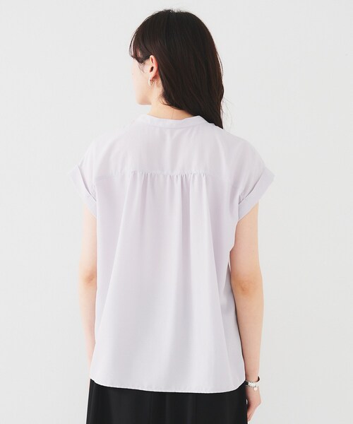 UNTITLEDスタンドネックフリルブラウス【接触冷感/吸水速乾/UVケア】新品 スタンドネックフリルブラウス【接触冷感/吸水速乾/UVケア