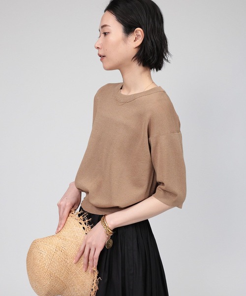 BABYLONE（バビロン）の「シャイニー5分袖プルオーバー（Tシャツ/カットソー・レディース・ブラック/ベージュ/サックスブルー・フリー）」の6枚目の写真