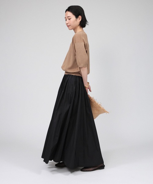 BABYLONE（バビロン）の「シャイニー5分袖プルオーバー（Tシャツ/カットソー・レディース・ブラック/ベージュ/サックスブルー・フリー）」の4枚目の写真