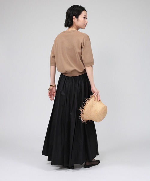 BABYLONE（バビロン）の「シャイニー5分袖プルオーバー（Tシャツ/カットソー・レディース・ブラック/ベージュ/サックスブルー・フリー）」の5枚目の写真