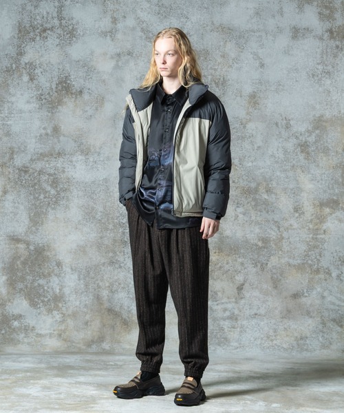 glamb（グラム）の「Monolith Down Jacket / モノリスダウンジャケット（ダウンジャケット/コート・メンズ・ブラック/グレー・S/M/L）」の10枚目の写真