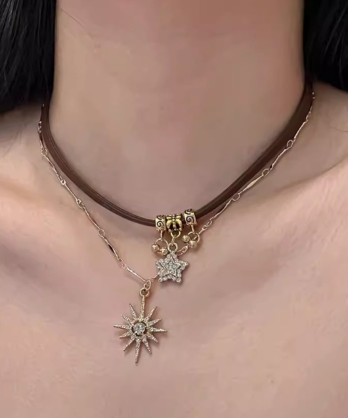 Vipoa（ヴィポア）の「Star＆Sun Double Choker Necklace（ネックレス・レディース・ゴールド・FREE）」の8枚目の写真