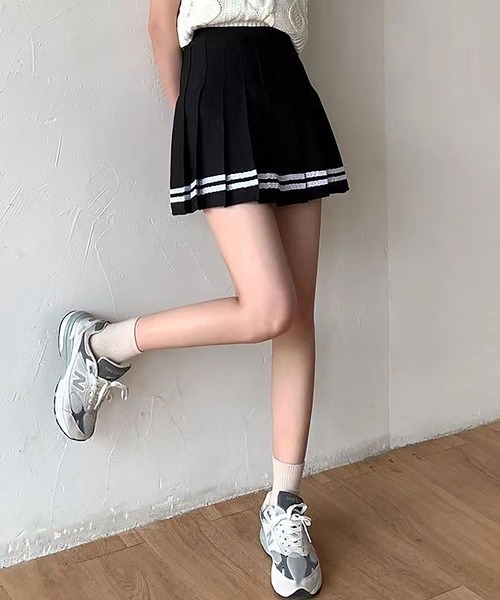 NinaetLina(ニナエリナ)の「プリーツスカート(スカート・レディース・ブラック/ホワイト・M/L)」の11枚目の写真