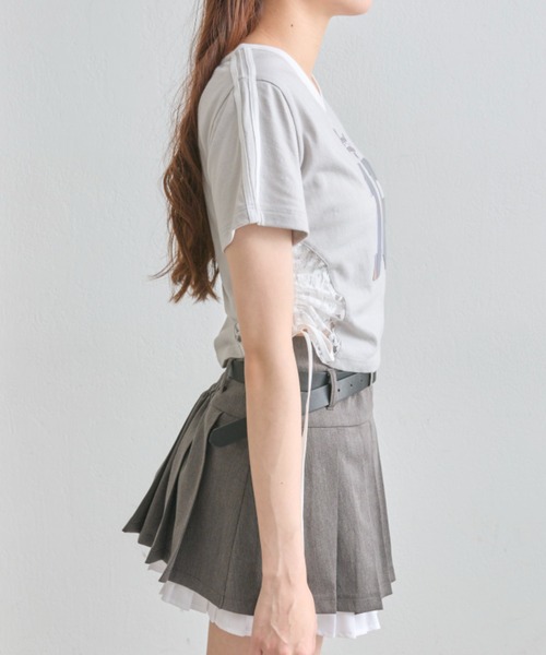 OLIVE des OLIVE（オリーブデオリーブ）の「【着回し◎】サイドレースゲームシャツ（Tシャツ/カットソー・レディース・オフホワイト/サックスブルー/ライトグレー・FREE）」の5枚目の写真