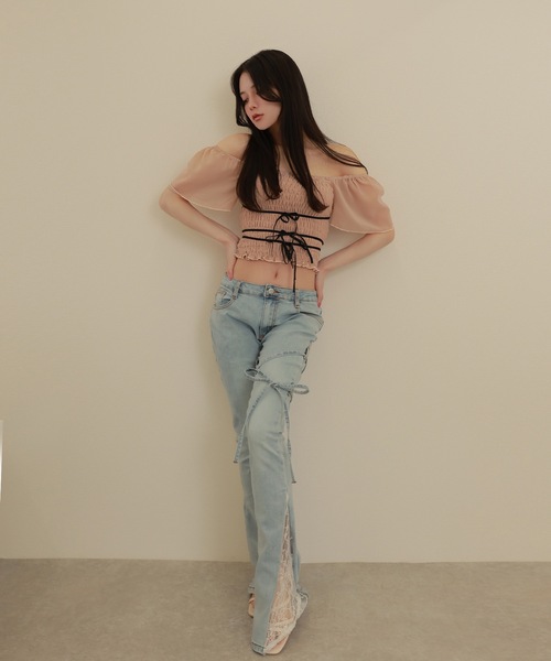 M DOLLY(エムドリー)の「*M DOLLY original* switching lace flare denim pants/スイッチングレースフレアデニムパンツ(デニムパンツ・レディース・ライトブルー・XS/S/M)」の13枚目の写真