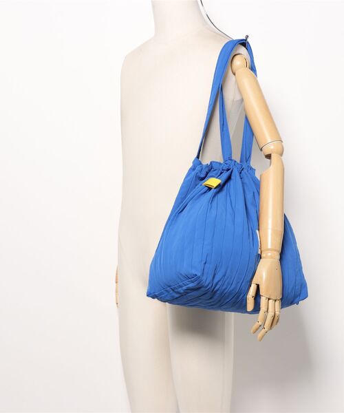 VIBGYOR(ヴィブジョー)の「Mignonjour/ストライプ巾着トートバッグ M2774(トートバッグ・レディース・レッド/ピンク/ベージュ/ブルー/アイボリー・FREE)」の6枚目の写真