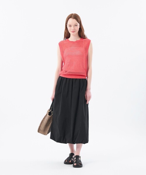 MACKINTOSH PHILOSOPHY（ﾏｯｷﾝﾄｯｼｭ ﾌｨﾛｿﾌｨｰ）の「メッシュニットベスト（ベスト・レディース・ダークネイビー/オフホワイト/レッド・38）」の12枚目の写真