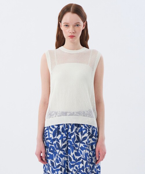 MACKINTOSH PHILOSOPHY（ﾏｯｷﾝﾄｯｼｭ ﾌｨﾛｿﾌｨｰ）の「メッシュニットベスト（ベスト・レディース・ダークネイビー/オフホワイト/レッド・38）」の5枚目の写真
