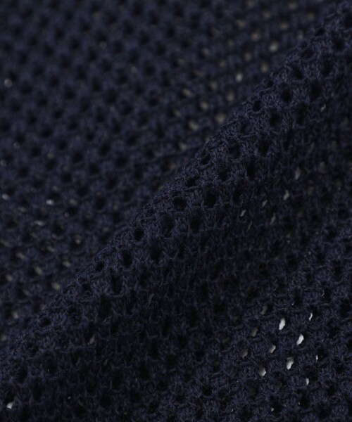 MACKINTOSH PHILOSOPHY（ﾏｯｷﾝﾄｯｼｭ ﾌｨﾛｿﾌｨｰ）の「メッシュニットベスト（ベスト・レディース・ダークネイビー/オフホワイト/レッド・38）」の4枚目の写真