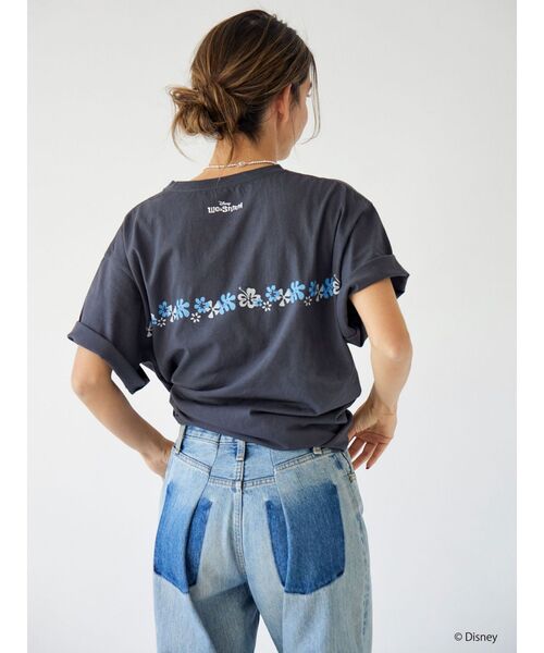 Ungrid（アングリッド）の「スティッチデザインプリントTee（Tシャツ/カットソー・レディース・ベージュ/ブラック/レッド・FREE）」の6枚目の写真