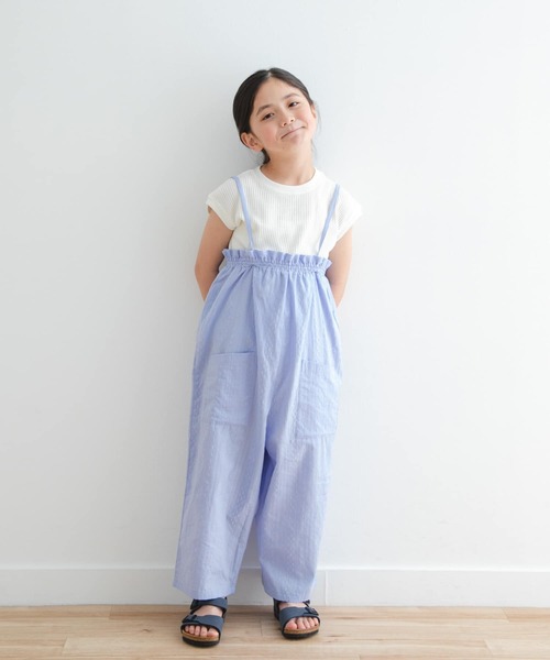 URBAN RESEARCH DOORS(アーバンリサーチドアーズ)の「フリルバギーキャミサロペット(KIDS)(ワンピース・キッズ・ブラック/ブルー・105/120/135)」の2枚目の写真
