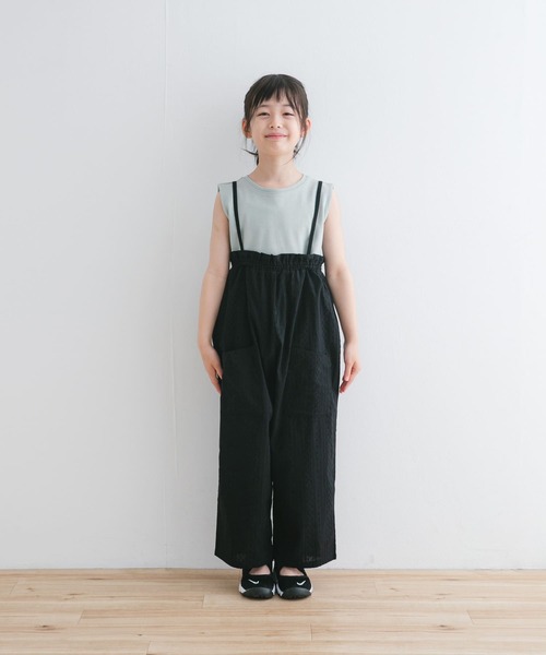 URBAN RESEARCH DOORS(アーバンリサーチドアーズ)の「フリルバギーキャミサロペット(KIDS)(ワンピース・キッズ・ブラック/ブルー・105/120/135)」の3枚目の写真