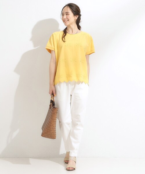 SHOO・LA・RUE(シューラルー)の「【洗える/S-LL】インせず着られる さらっと大人上品 刺繍トップス(Tシャツ/カットソー・レディース・ブラック/オフホワイト/イエロー・01/04/03/02)」の14枚目の写真