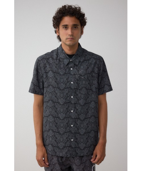 AZUL by moussy（アズールバイマウジー）の「RVCA×AZUL シャツ（シャツ/ブラウス・メンズ・ブラック/ブルー・FREE）」の6枚目の写真